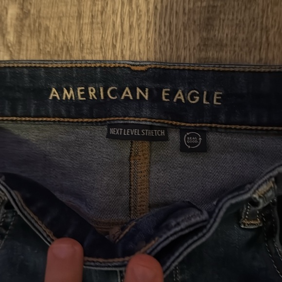 American Eagle dark wash jeans - Picture 2 of 3